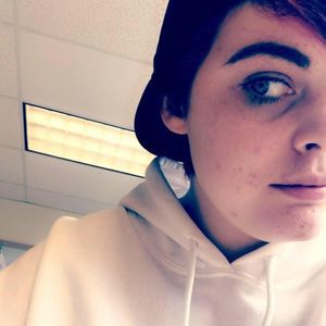 Meet your Posher, Emilie